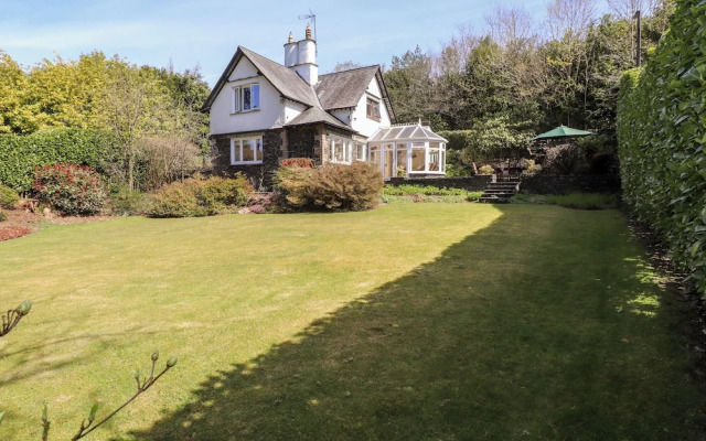 Brunton Lodge