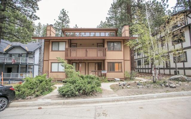 Summit X-ross Roads Condo