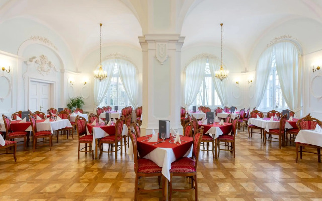 Hotel Eger & Park