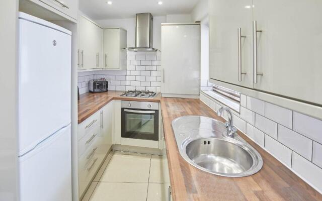Host & Stay - Gresham House