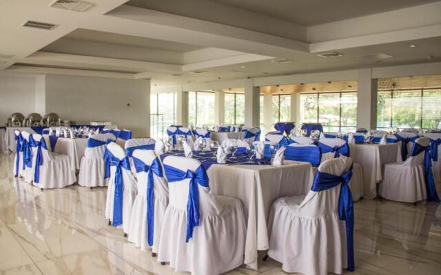 Costa Rica Tennis Club & Hotel