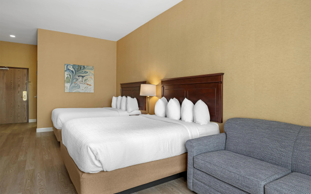 Best Western Plus Fredericton Hotel & Suites
