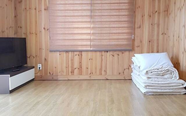 Jeju Turnang House Pension