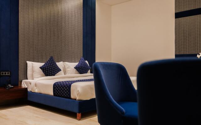 The Eliot Hotel & Banquet