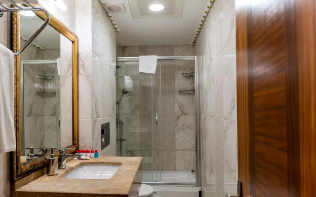 Grand Karot Otel