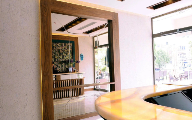 Artur Hotel
