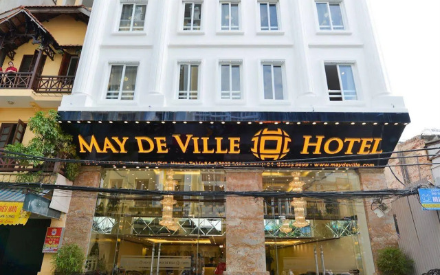May De Ville Lakeside Hotel