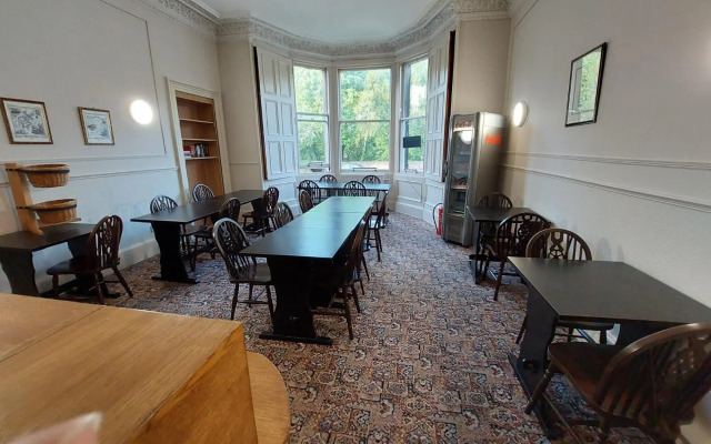 Edinburgh House Hotel