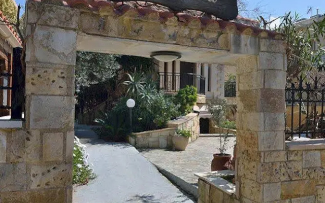 Iliana Apartments