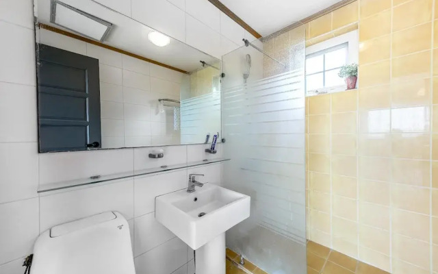 Ganghwa Rodemhouse Pension
