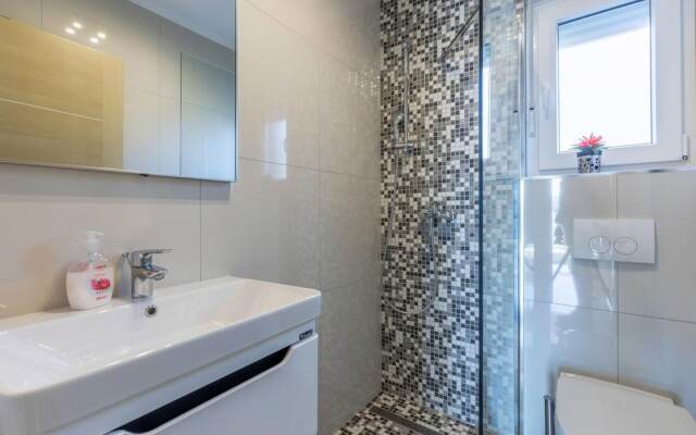 Stunning Apartment in Povile With Wifi and 3 Bedrooms