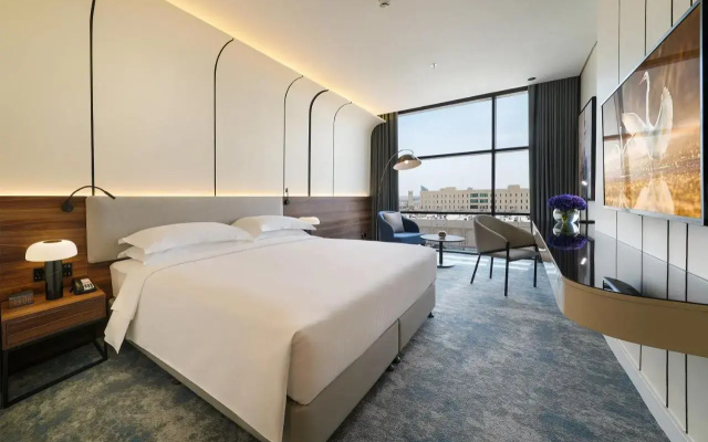 Nova M Hotel Edge By Rotana