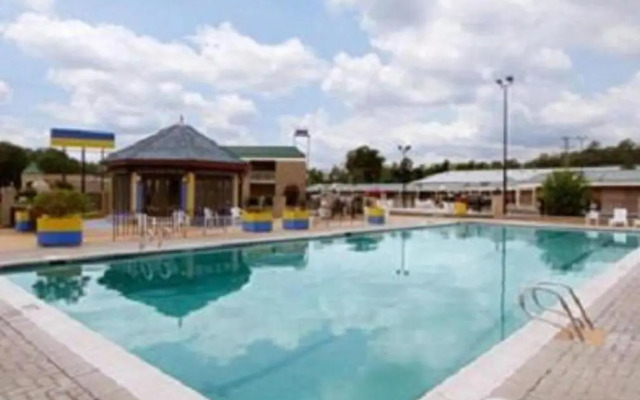 Travelodge by Wyndham Petersburg