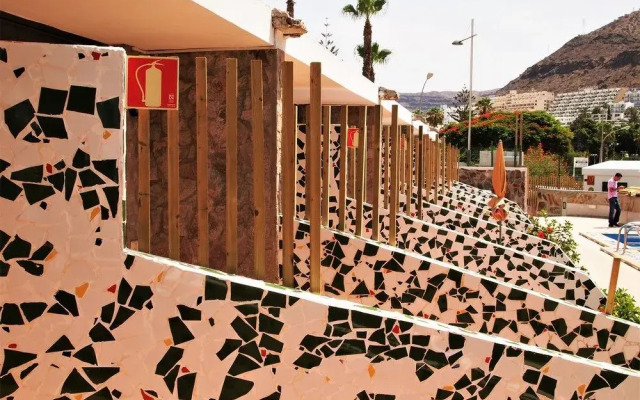 Leticia Del Mar I Y Ii