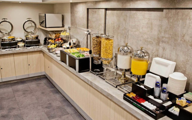 City Express Plus by Marriott Medellin Colombia