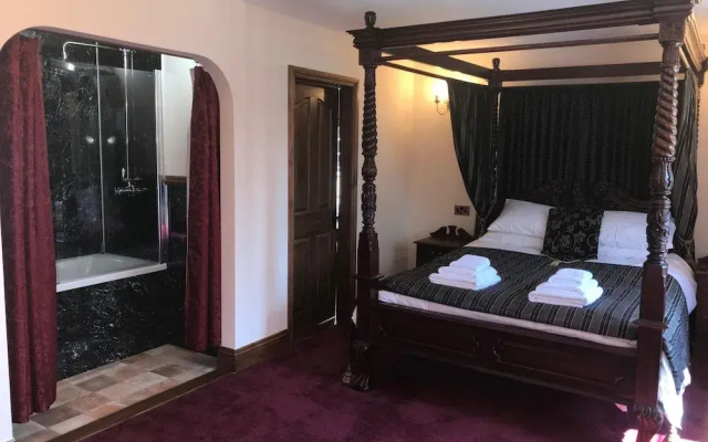 Great Trethew Manor Hotel & Restaurant