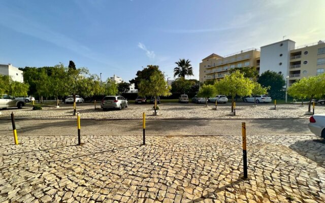 Vilamoura Central 4 With Pool by Homing