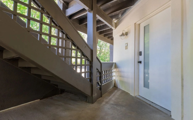 Prime Buckhead Chic Condo in Atlanta