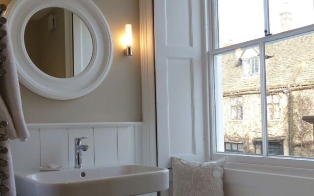 B&B at Witney House