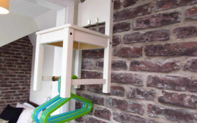 Broadlands Guest House