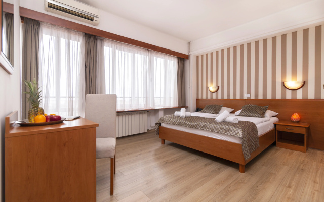 Hotel Neboder