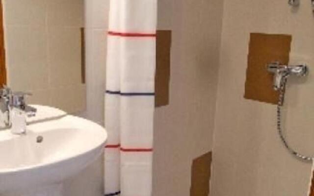 Gîte Épineu-le-Chevreuil, 3 pièces, 4 personnes - FR-1-410-198