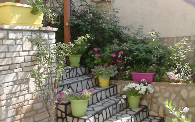 Smaragda Hotel