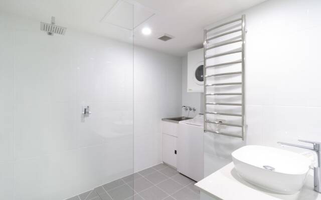 Apartments at The White House Port Douglas