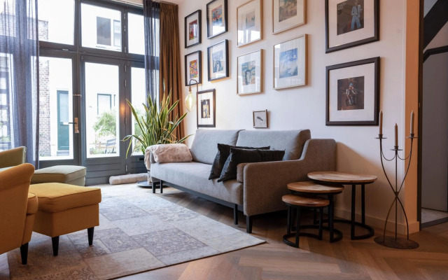 Passage, spacious apartment in historic center