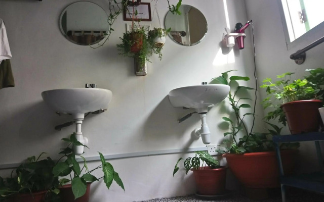 Stay With Me Capsules Hostel