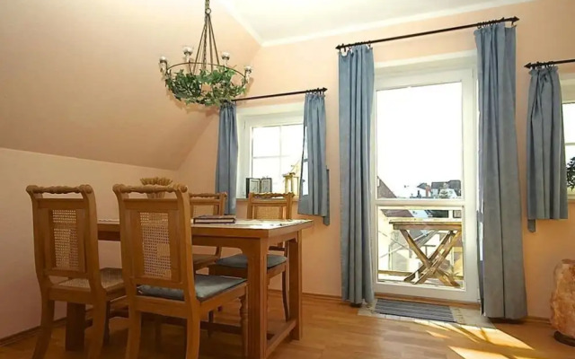 On the old River Modern Retreat