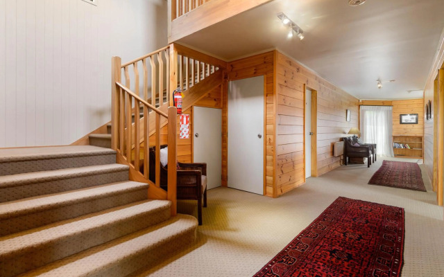 Koura Lodge