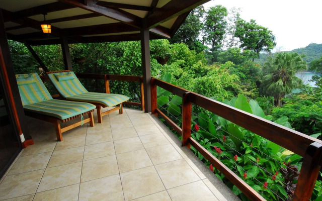 Tulemar Resort