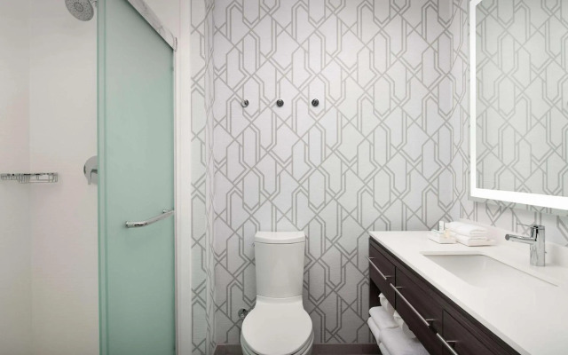 Home2 Suites by Hilton Denver Central Park