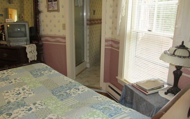 Cranmore Mountain Lodge Bed & Breakfast
