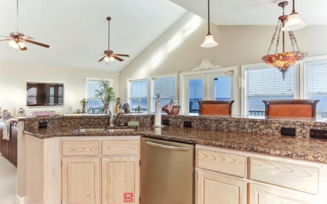 1060-s-fletcher-ave