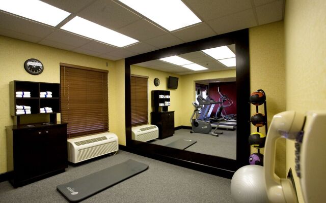 Hampton Inn Atlanta - Newnan