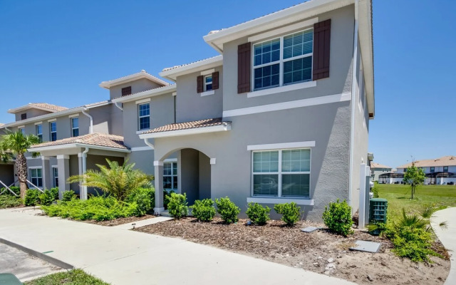 Romeo Circle Villa Storey Lake 1