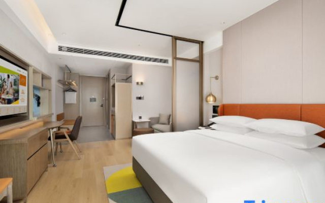 Home2 Suites by Hilton Hotel (Lhasa Municipal Government)