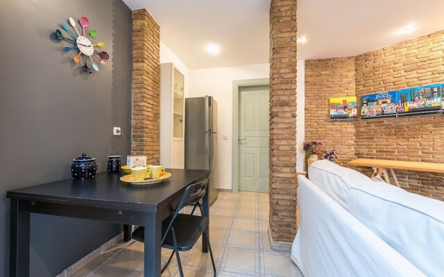 Elegant Kerameikos Apartment