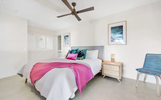 Crystal Shores Sunshine Beach