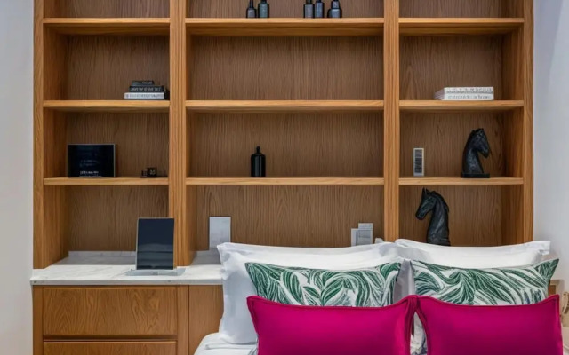 Luxury City View Apartment in London