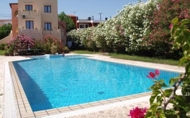 Aparthotel 4 Stars Tavronitis