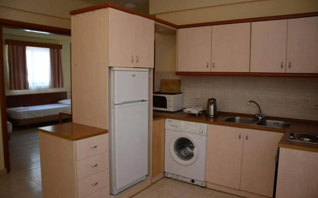 Niki Hotel Apartments