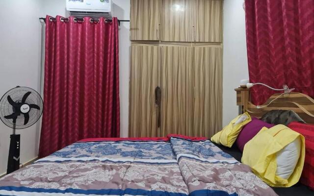 Smart 3 bed Apartment With Fast Wi-fi & 24hr Light