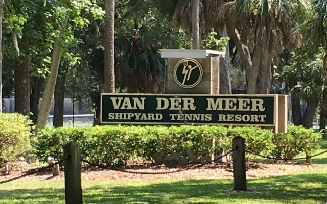 196 Beachwalk 3 Bedroom Condo