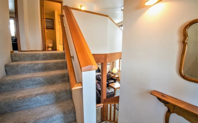 Mt Adams 6 2 Bedroom Home