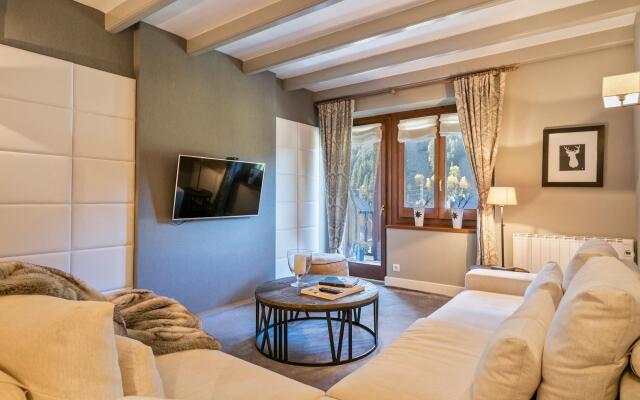 Luderna - Apartamento con terraza Bonaigua D8 Bordius
