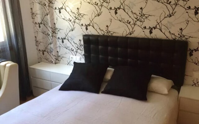 Malaga 102181 2 Bedroom Apartment By Mo Rentals