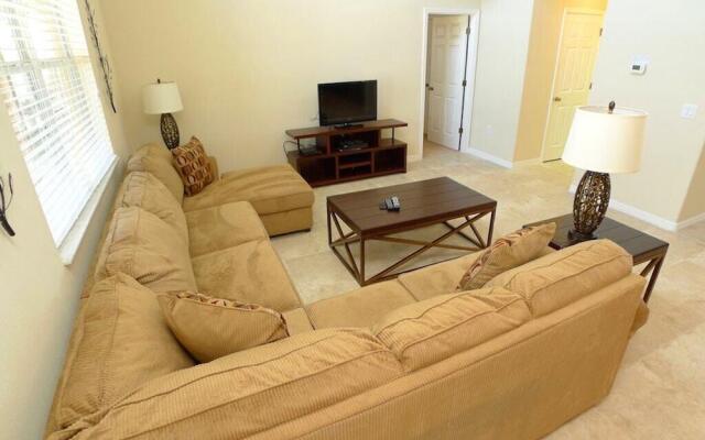 Veranda Palms IHR 3083